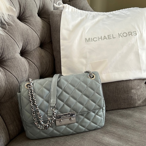 Michael Kors handbag - Picture 1 of 14